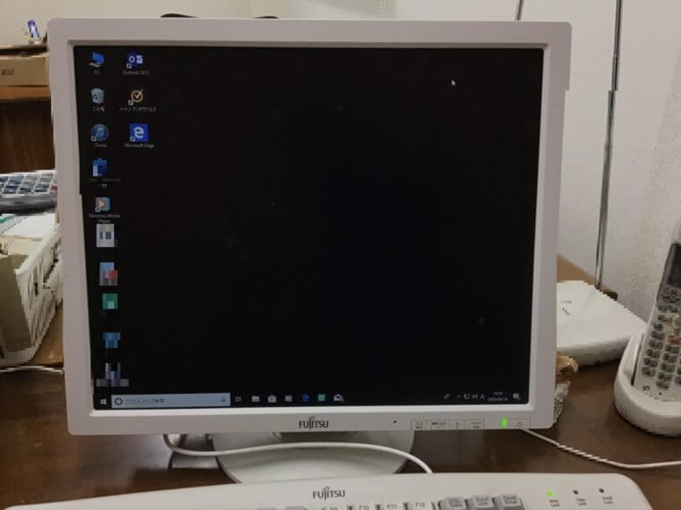 パソコンが起動しない／富士通 Windows 10のイメージ