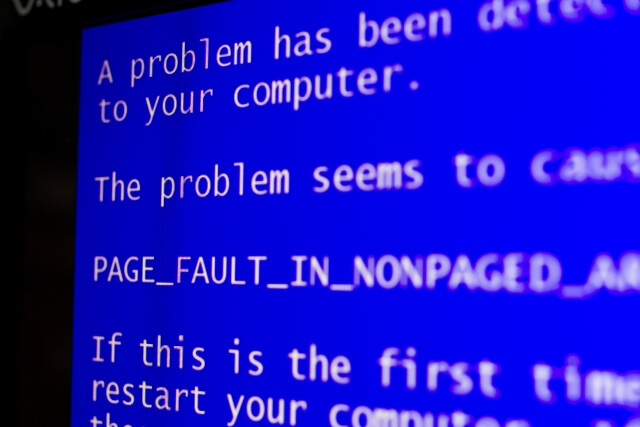 パソコンの ブルースクリーン エラーとは その原因と対処法 パソコンメイト